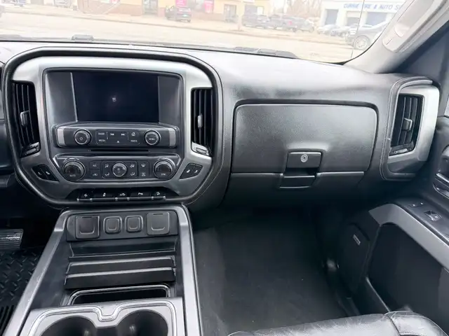 2018 Chevrolet Silverado 1500 - Photo 11