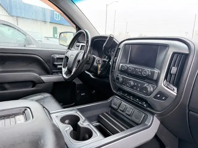 2018 Chevrolet Silverado 1500 - Photo 12