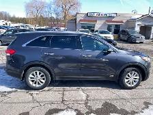 2018 Kia Sorento LX - Photo 3