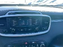 2018 Kia Sorento LX - Photo 28