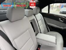 2011 Mercedes-Benz E-Class 350 //AMG PKG | PANO | HARMAN KARDON - Photo 37