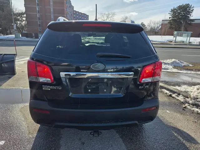 2012 Kia Sorento AWD 4dr V6 Auto EX - Photo 4