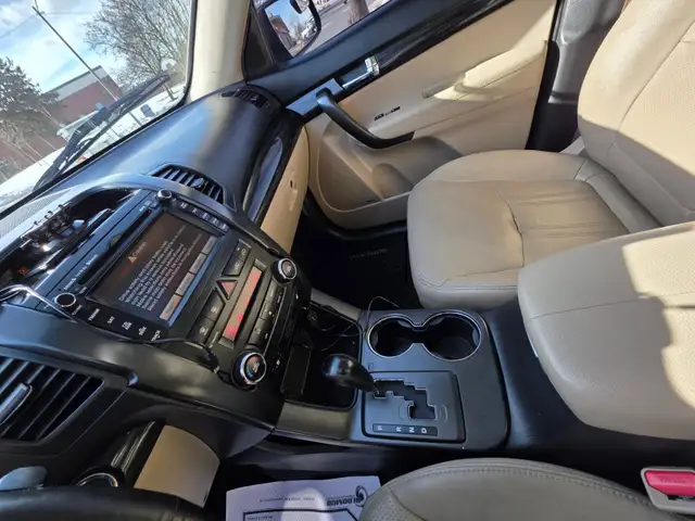 2012 Kia Sorento AWD 4dr V6 Auto EX - Photo 16