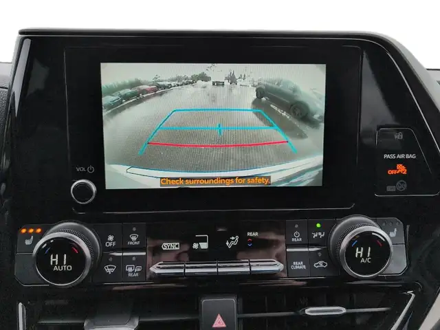 2023 Toyota Highlander LE LE | 8-passenger seating | Safety S... - Photo 19