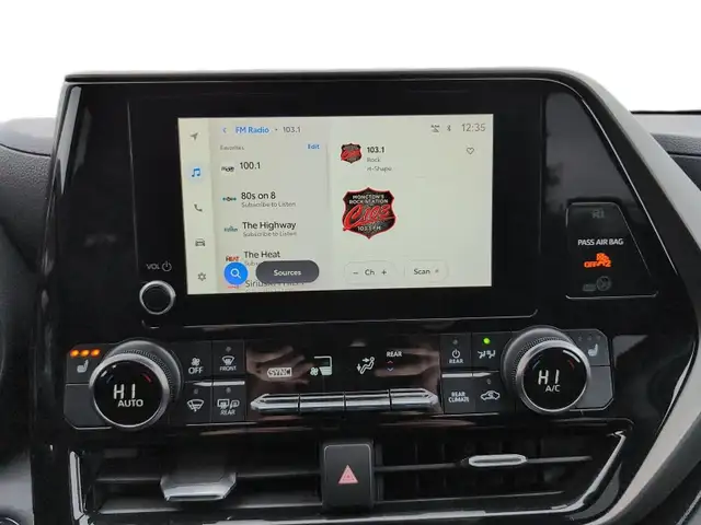 2023 Toyota Highlander LE LE | 8-passenger seating | Safety S... - Photo 20