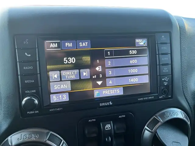 2018 Jeep Wrangler JK Unlimited Sahara Sahara | V6 | Navigati... - Photo 16