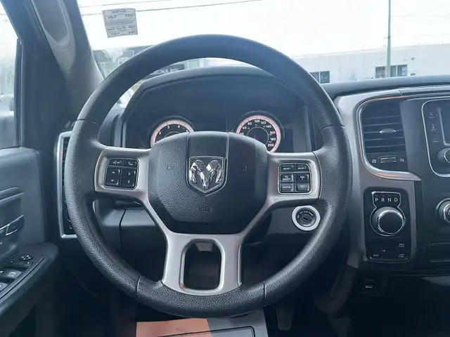 2023 RAM 1500 Classic SLT SLT | Crew Cab | 5.7L V8 - Photo 9