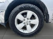 2023 RAM 1500 Classic SLT SLT | Crew Cab | 5.7L V8 - Photo 10