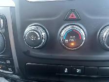 2023 RAM 1500 Classic SLT SLT | Crew Cab | 5.7L V8 - Photo 13