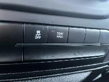 2023 RAM 1500 Classic SLT SLT | Crew Cab | 5.7L V8 - Photo 18