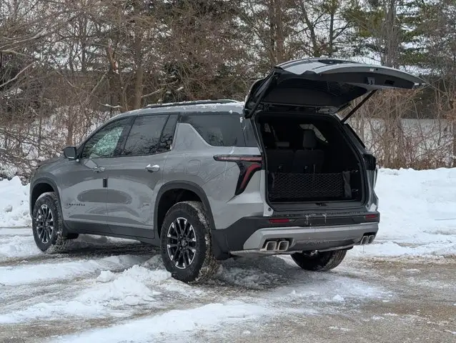 2026 Chevrolet Traverse Z71- Conv Pkg - Trailering Pkg - Used - Photo 12