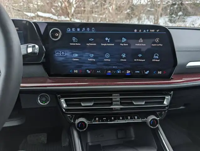 2026 Chevrolet Traverse Z71- Conv Pkg - Trailering Pkg - Used - Photo 22