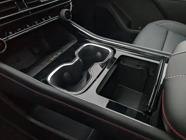 2026 Chevrolet Traverse Z71- Conv Pkg - Trailering Pkg - Used - Photo 24