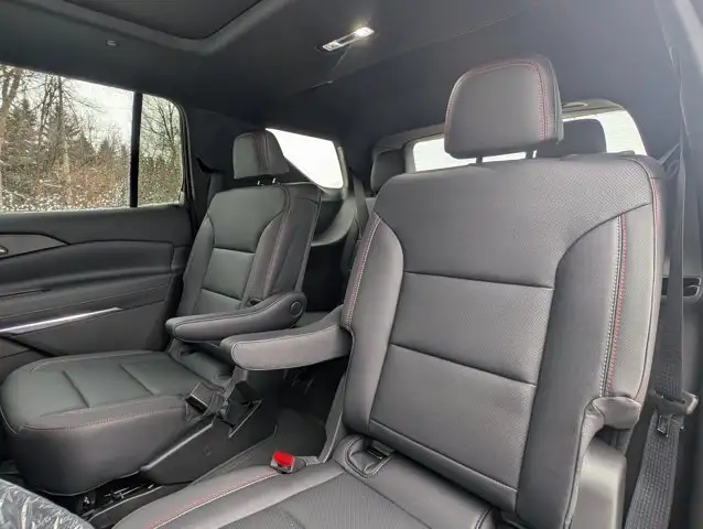 2026 Chevrolet Traverse Z71- Conv Pkg - Trailering Pkg - Used - Photo 29