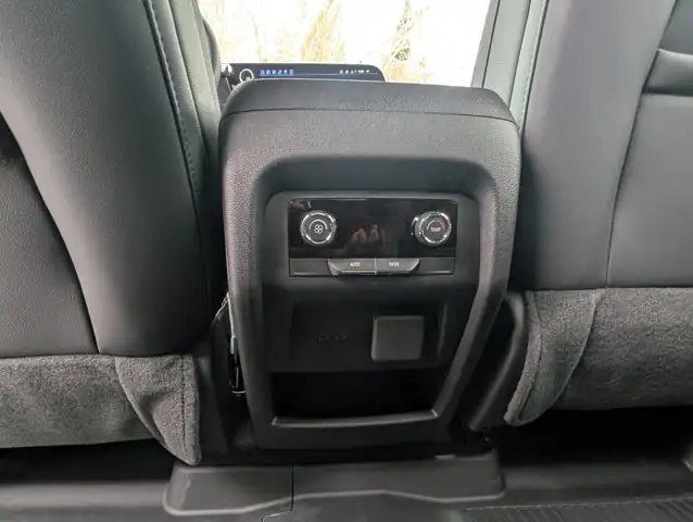 2026 Chevrolet Traverse Z71- Conv Pkg - Trailering Pkg - Used - Photo 36