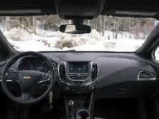 2018 Chevrolet Cruze LT- Heated Seats - Reverse Camera - Photo 18