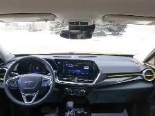 2024 Chevrolet Trax ACTIV- Heated Seats Steering - Rear Camera - Photo 17