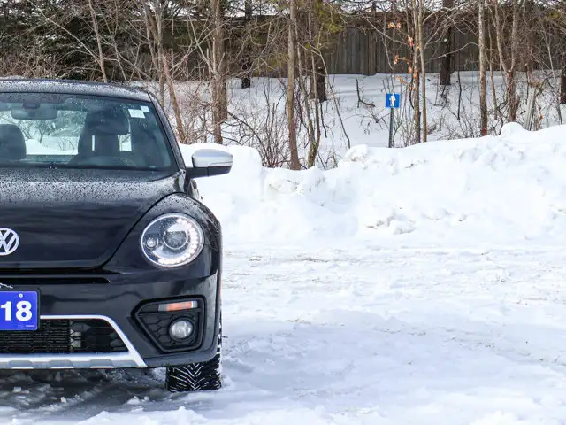 2018 Volkswagen Beetle Dune- Sunroof - Heated Seats - Photo 7