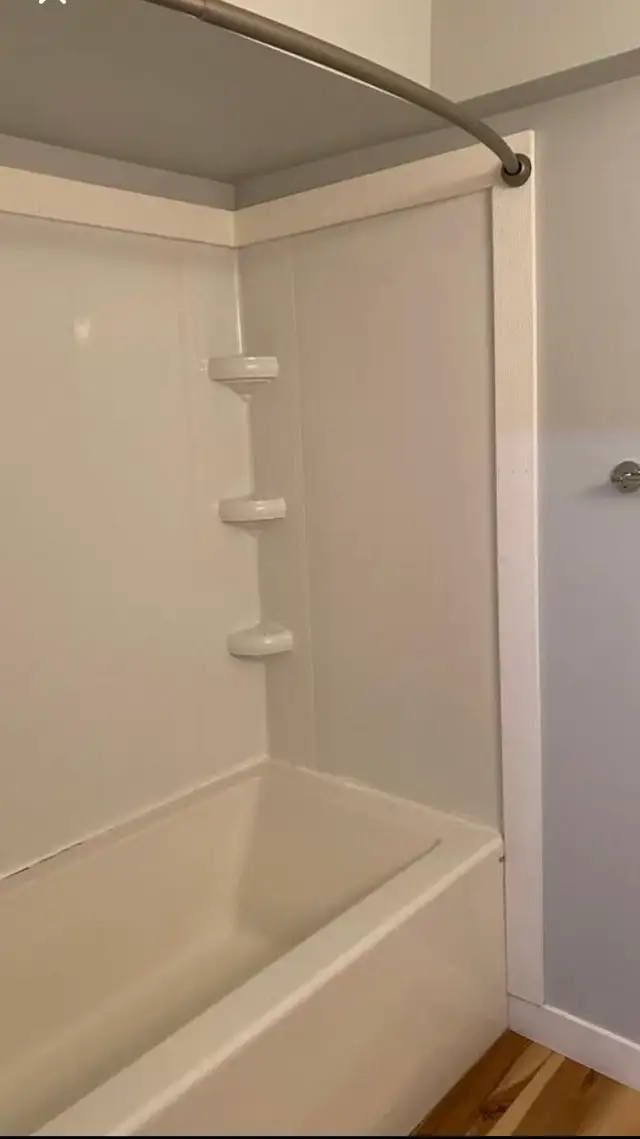 Beautiful harbour landing apartment 1 bed 1 bath - Photo 2