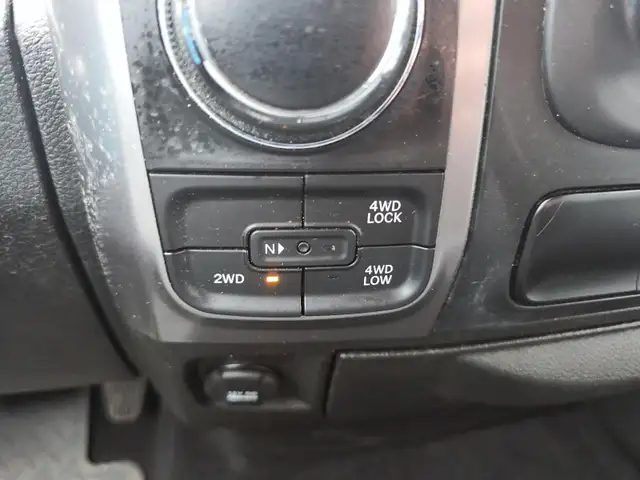 2023 RAM 1500 Classic SLT SLT | 4WD CrewCab | 5.7L V8 - Photo 16