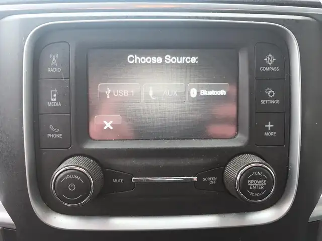 2023 RAM 1500 Classic SLT SLT | 4WD CrewCab | 5.7L V8 - Photo 18