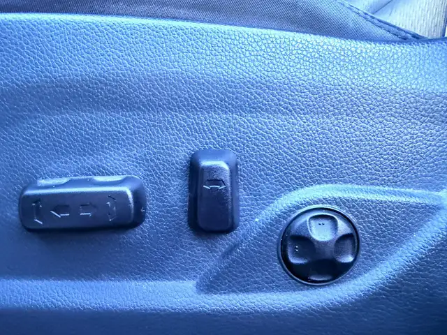 2013 Hyundai Santa Fe Front-wheel Drive 4dr 2.0T Automatic Premi - Photo 10