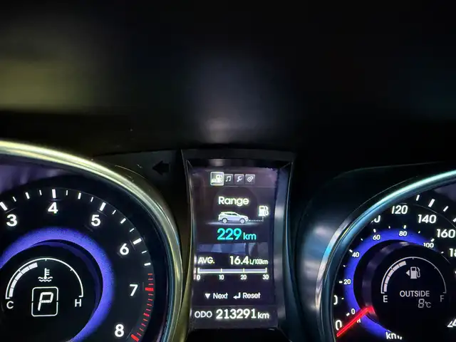 2013 Hyundai Santa Fe Front-wheel Drive 4dr 2.0T Automatic Premi - Photo 23