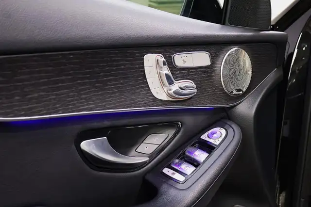 2021 Mercedes-Benz GLC 300 4MATIC SUV - Photo 21