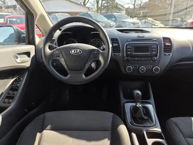 KIA Forte LX 2017 LX BAS KILO AUBAINE - Photo 11