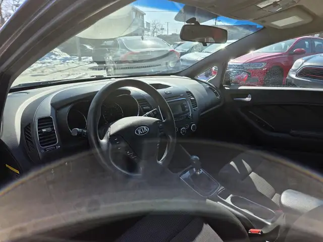 KIA Forte LX 2017 LX BAS KILO AUBAINE - Photo 12