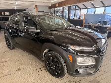 2020 Hyundai Kona 2.0L Essential AWD - Photo 9