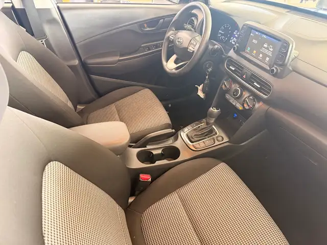 2020 Hyundai Kona 2.0L Essential AWD - Photo 14