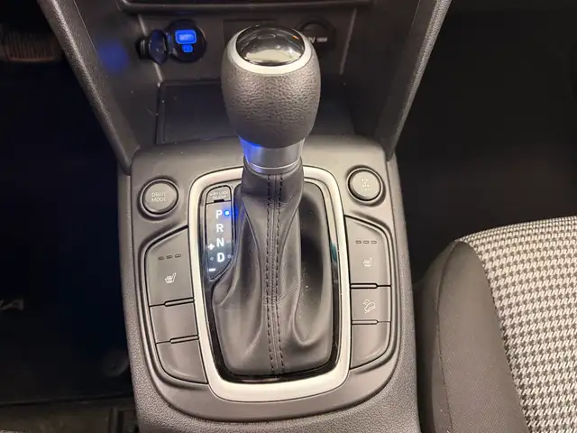 2020 Hyundai Kona 2.0L Essential AWD - Photo 16