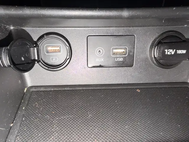 2020 Hyundai Kona 2.0L Essential AWD - Photo 17