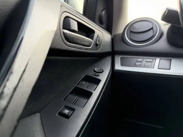 2012 MAZDA MAZDA3 S Grand Touring - Photo 9