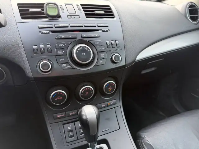 2012 MAZDA MAZDA3 S Grand Touring - Photo 15