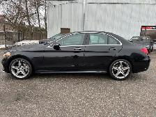 2017 Mercedes-Benz C-Class C300 | NO ACCIDENTS | PANO-ROOF | NAV - Photo 2