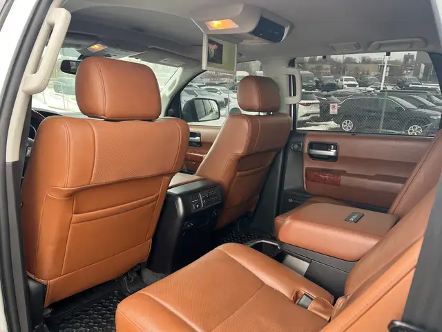 2018 Toyota Sequoia Platinum - Photo 4