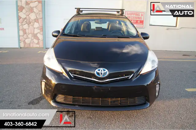 2012 Toyota Prius v Five Hybrid - Photo 3