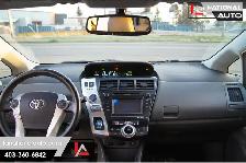 2012 Toyota Prius v Five Hybrid - Photo 10