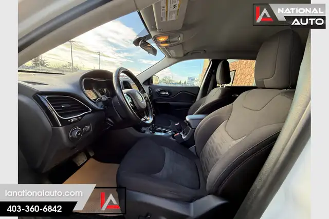 2020 Jeep Cherokee Latitude - Photo 12