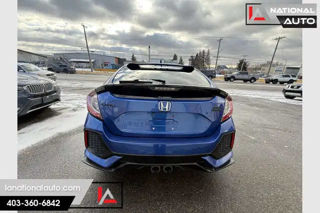 2018 Honda Civic Sport Touring - Photo 6