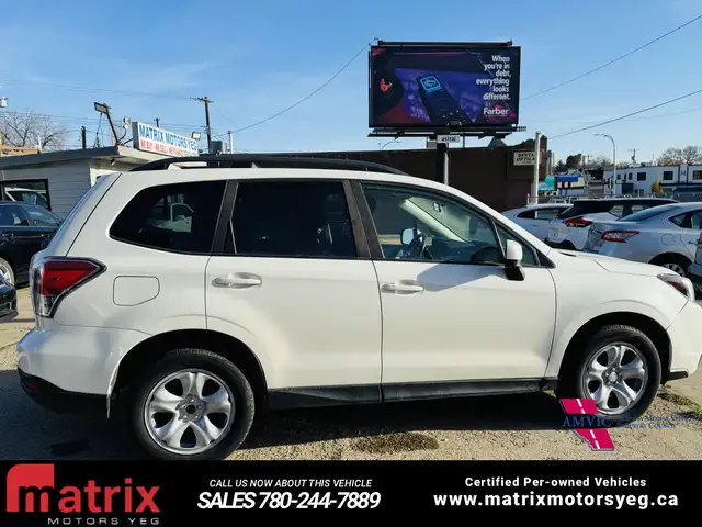 2017 Subaru Forester Premium - Photo 11