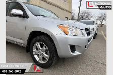 2010 Toyota RAV4 Base 7 PASSENGER!!