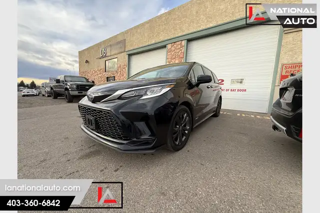 2021 Toyota Sienna XSE Hybrid ACTIVE STATUS!! - Photo 3