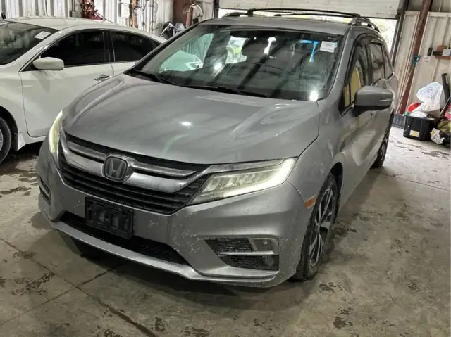 2018 HONDA ODYSSEY  TOURING PKG  MUST SEE TOURING - Photo 2