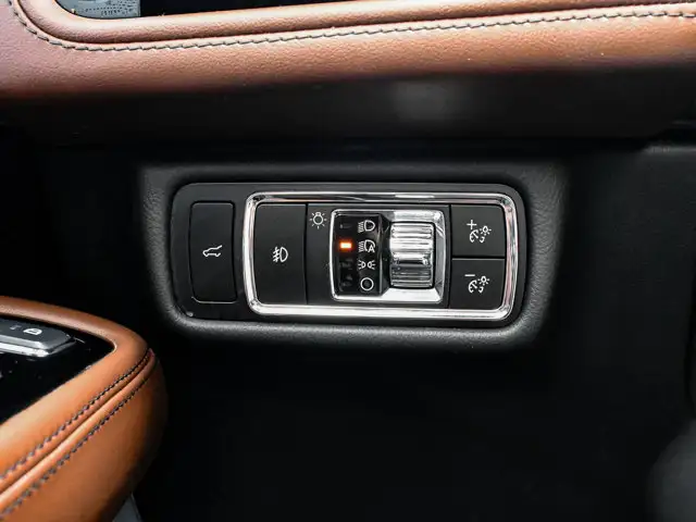 2023 Lincoln Aviator Reserve 201A 3.0L Twin Turbo 6 Passenger - Photo 22