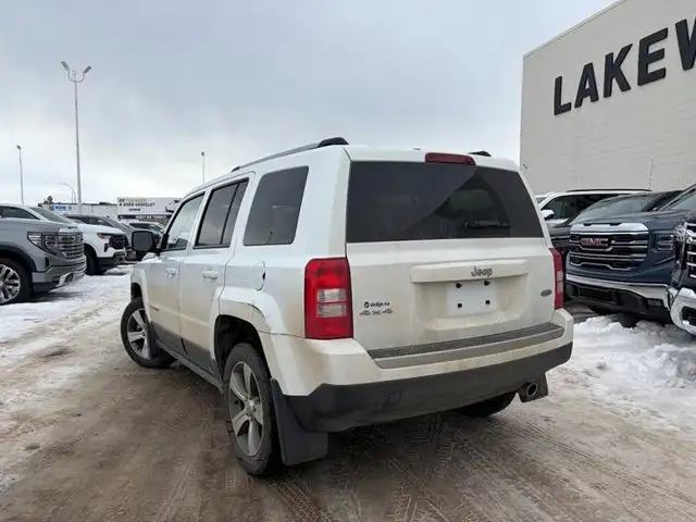 2017 Jeep Patriot High Altitude Edition 2.4L Low KMS - Photo 4