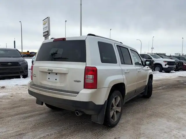 2017 Jeep Patriot High Altitude Edition 2.4L Low KMS - Photo 5