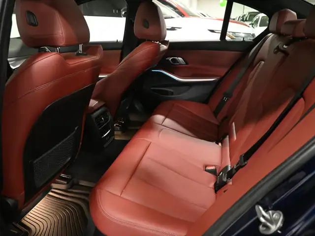2023 BMW 3 Series 330i xDrive ///M Shadow Line No Accident Red I - Photo 26